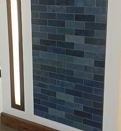 ARTISAN COLONIAL BLUE 6.5X20cm - ΜΠΛΕ ΓΥΑΛΙΣΤΕΡΑ ΠΛΑΚΑΚΙΑ 24470