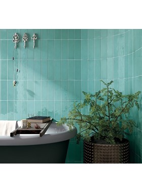 VILLAGE TEAL 6.5X20cm - ΠΛΑΚΑΚΙ ΓΥΑΛΙΣΤΕΡΟ ΤΥΡΚΟΥΑΖ ΤΟΥΒΛΑΚΙ 25631