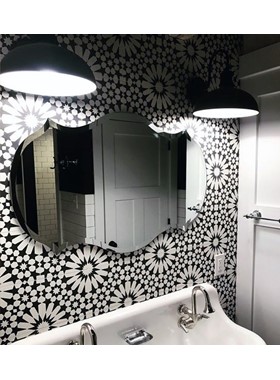 TNG 20Χ20 - ΑΣΠΡΟΜΑΥΡΑ ΠΛΑΚΑΚΙΑ ΣΕ ΓΕΩΜΕΤΡΙΚΟ ΣΧΕΔΙΟ