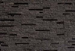 GRAM BLACK 15Χ30cm -  ΦΥΣΙΚΟ ΜΑΥΡΟ ΠΕΤΡΩΜΑ ΣΕ ΛΩΡΙΔΕΣ ΠΑΧΟΥΣ 1-1,2cm